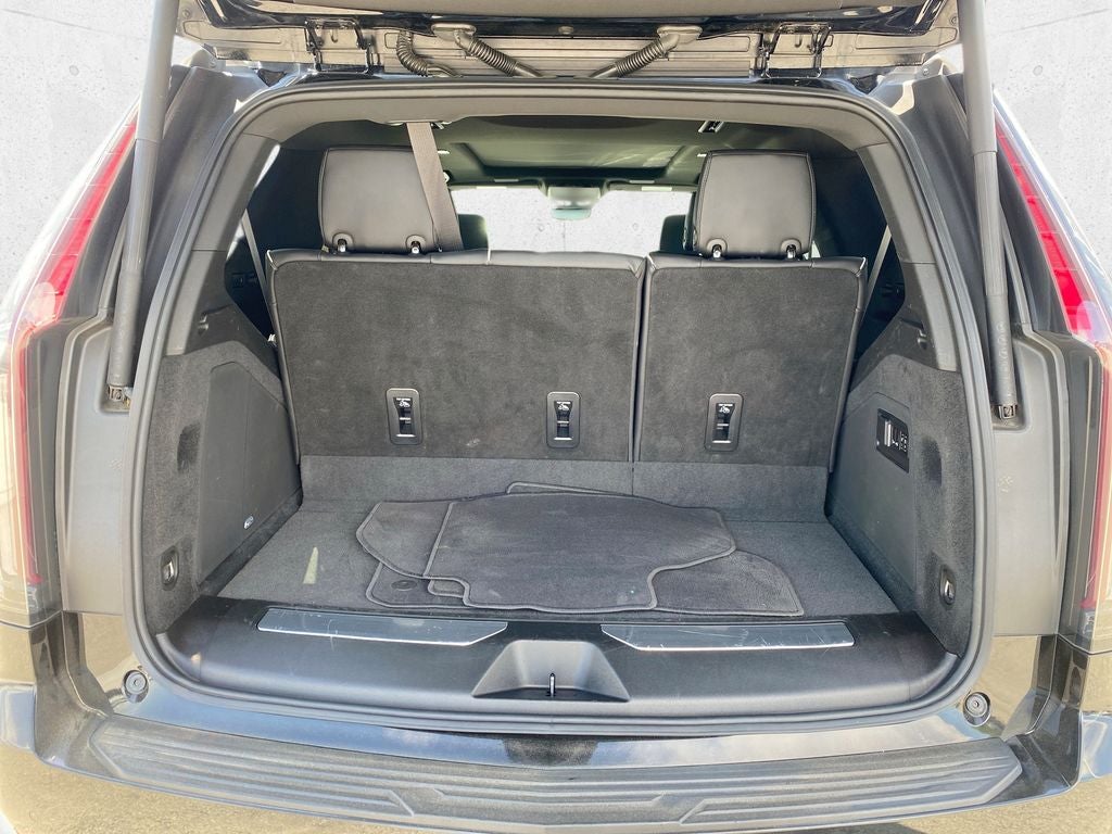 2022 Cadillac Escalade Sport