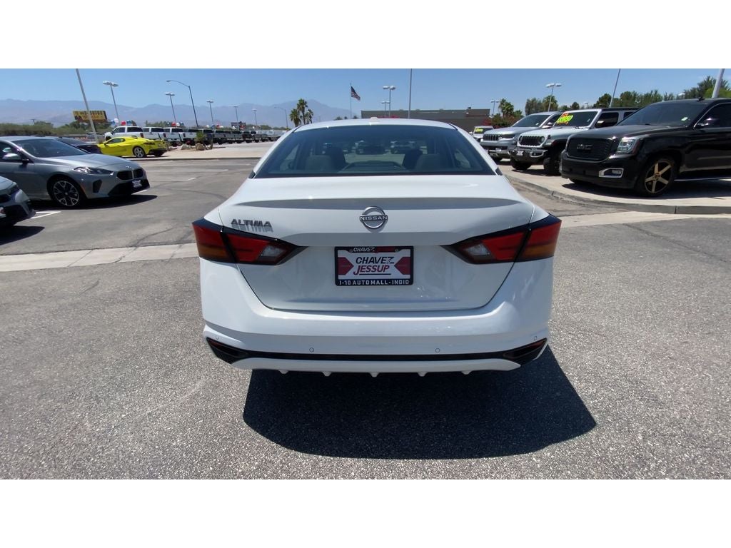 2025 Nissan Altima SV