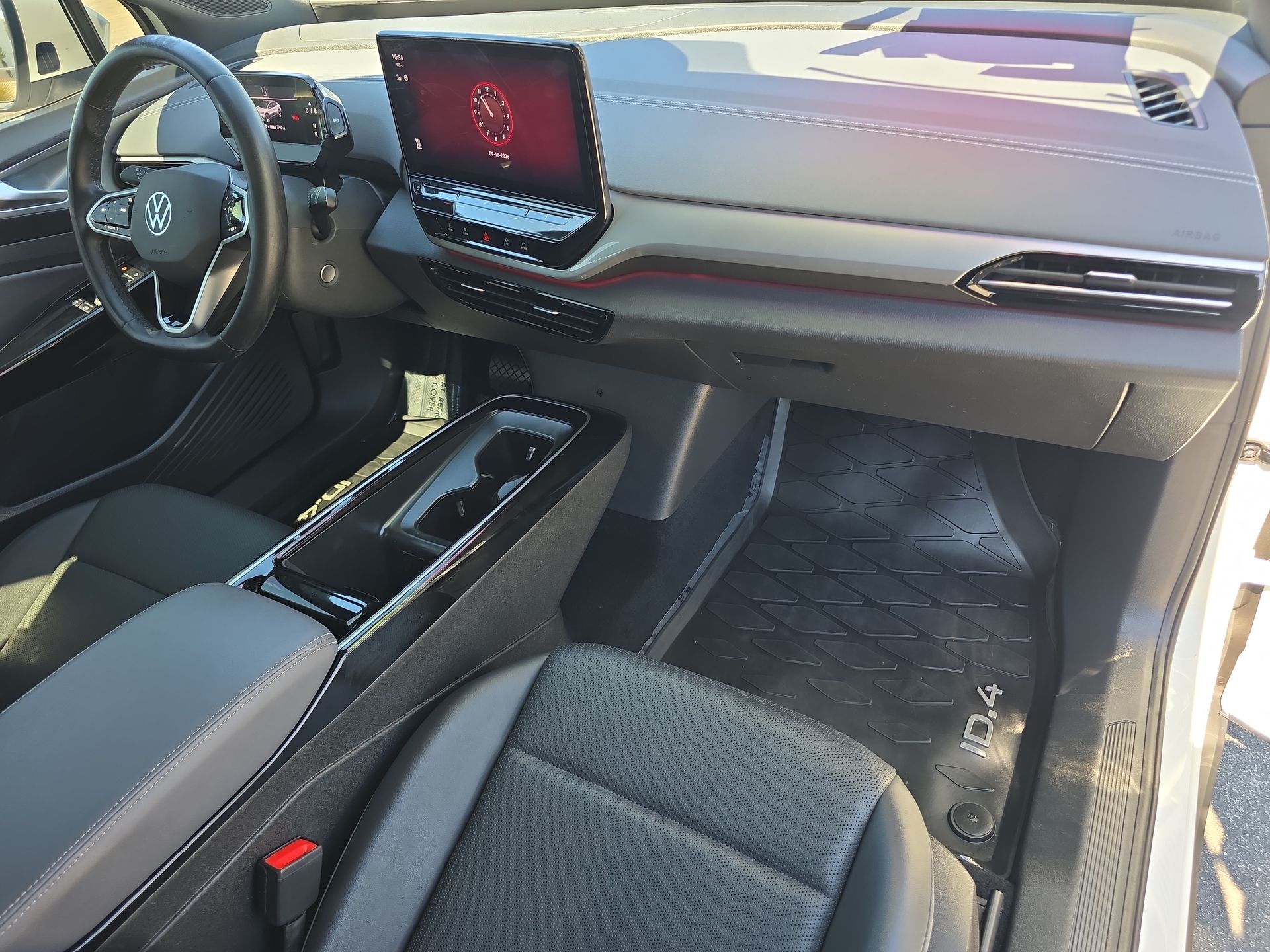 2023 Volkswagen ID.4 Pro