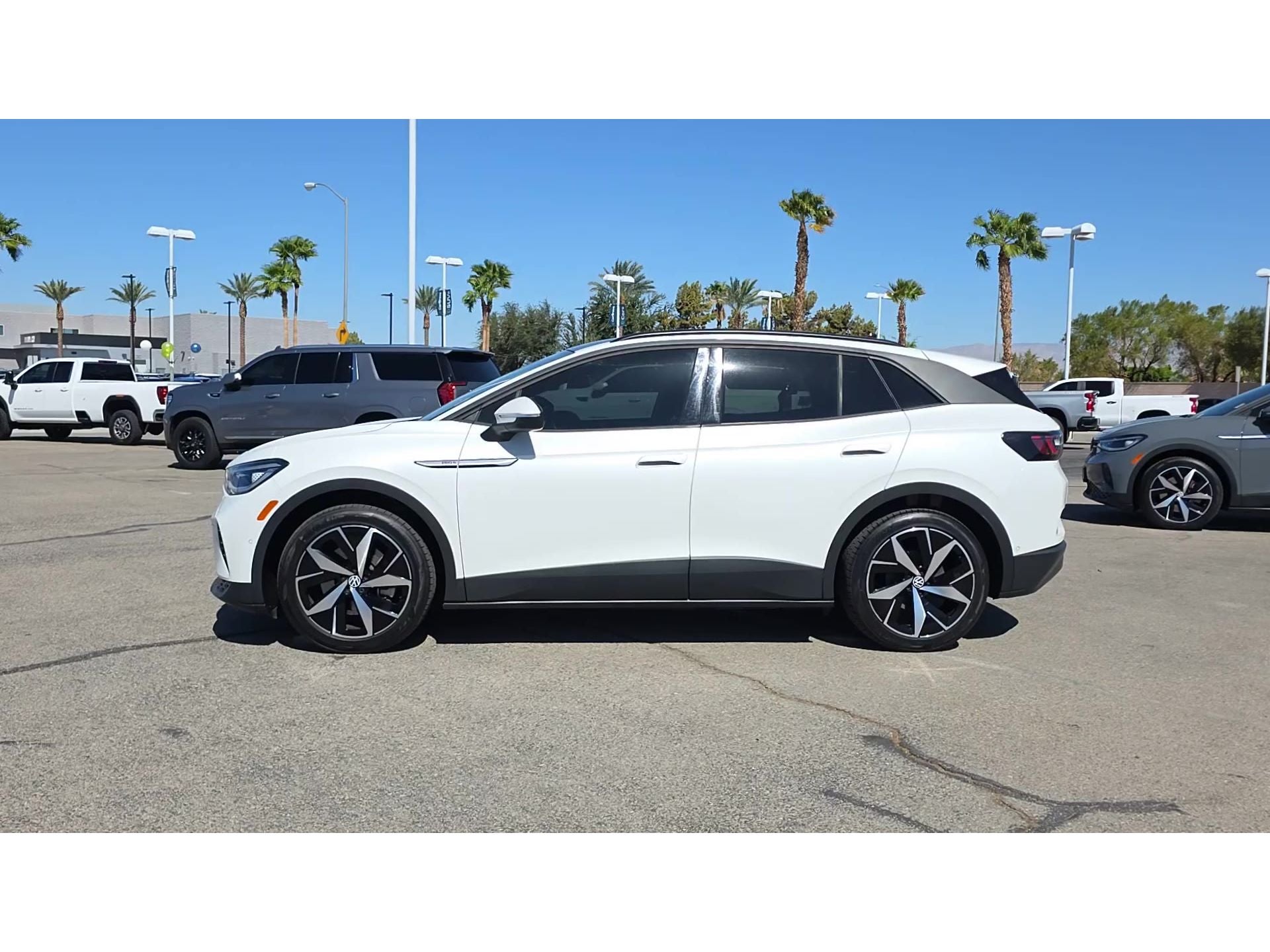 2023 Volkswagen ID.4 Pro
