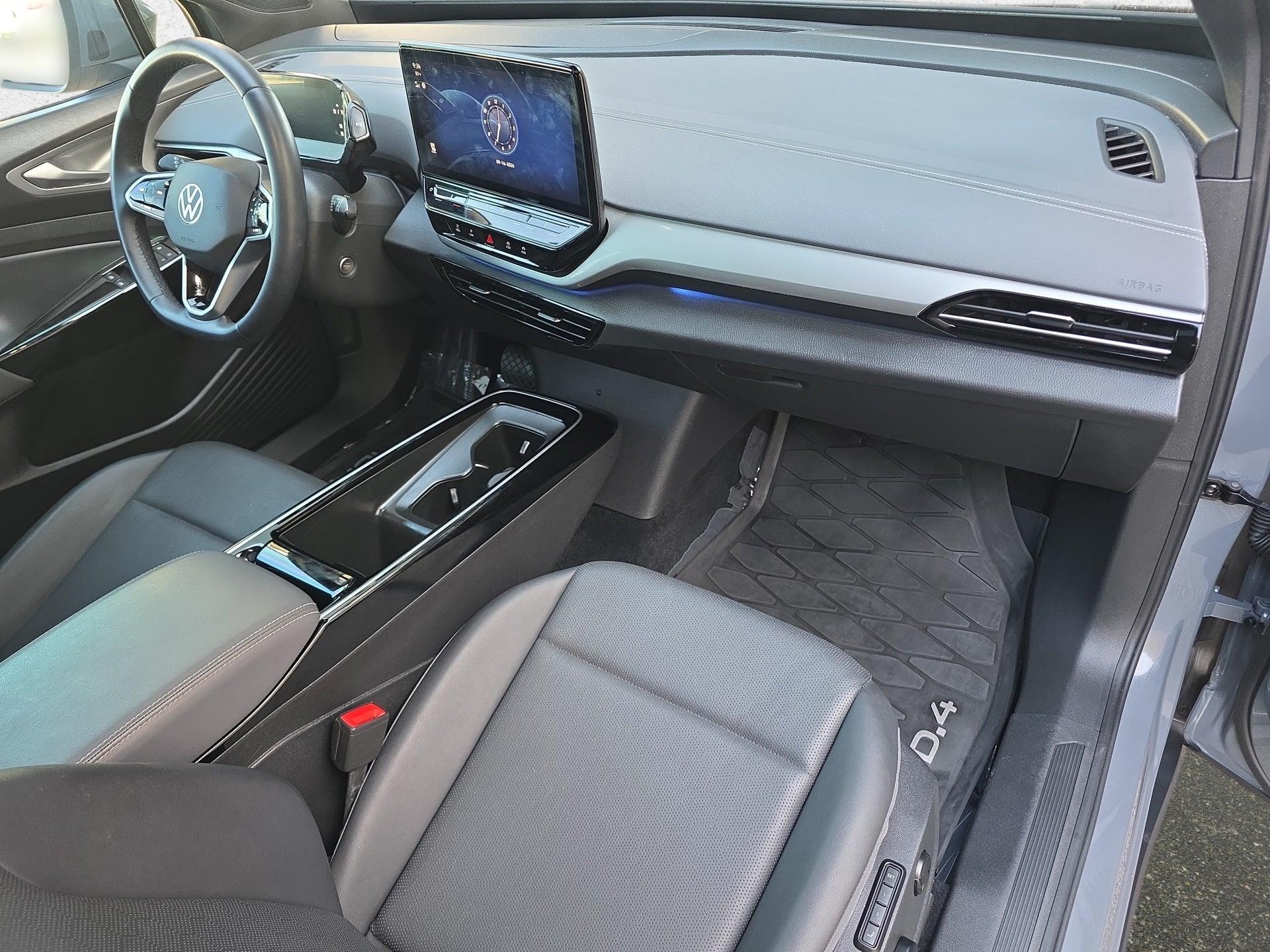 2023 Volkswagen ID.4 Pro