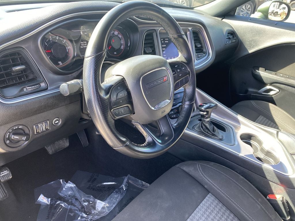 2021 Dodge Challenger SXT