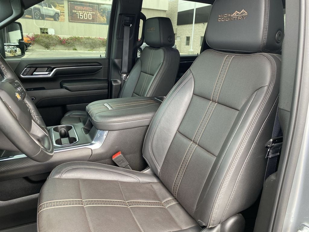 2024 Chevrolet Silverado 3500 HD High Country