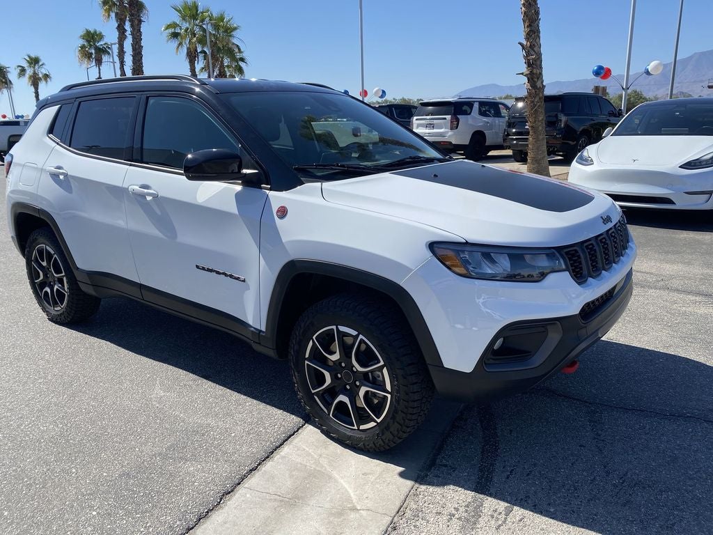 2025 Jeep Compass Trailhawk