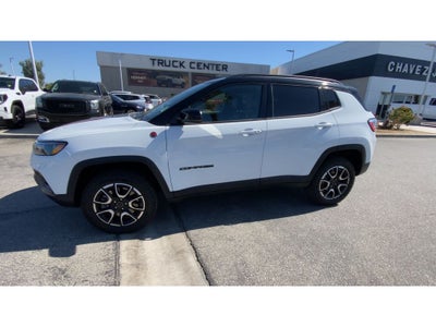 2025 Jeep Compass Trailhawk