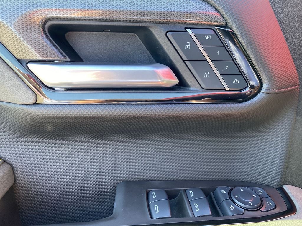 2025 Chevrolet Silverado 1500 ZR2