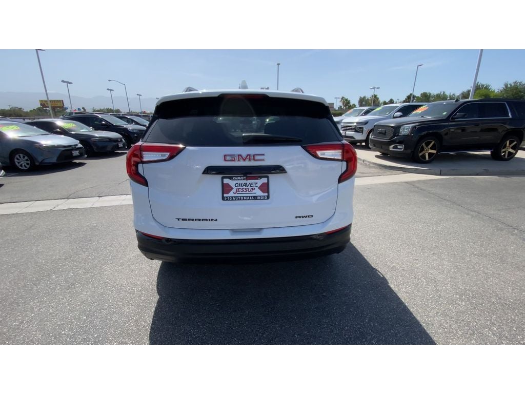 2023 GMC Terrain SLE