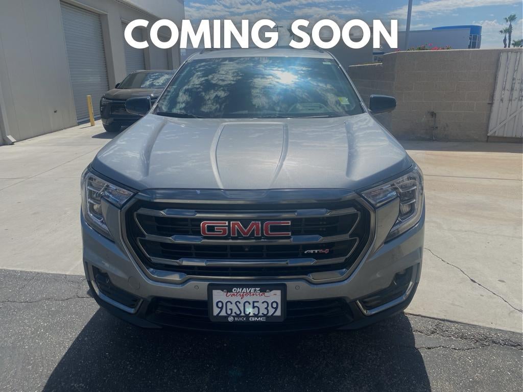 2023 GMC Terrain AT4
