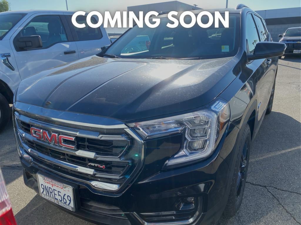 2024 GMC Terrain AT4
