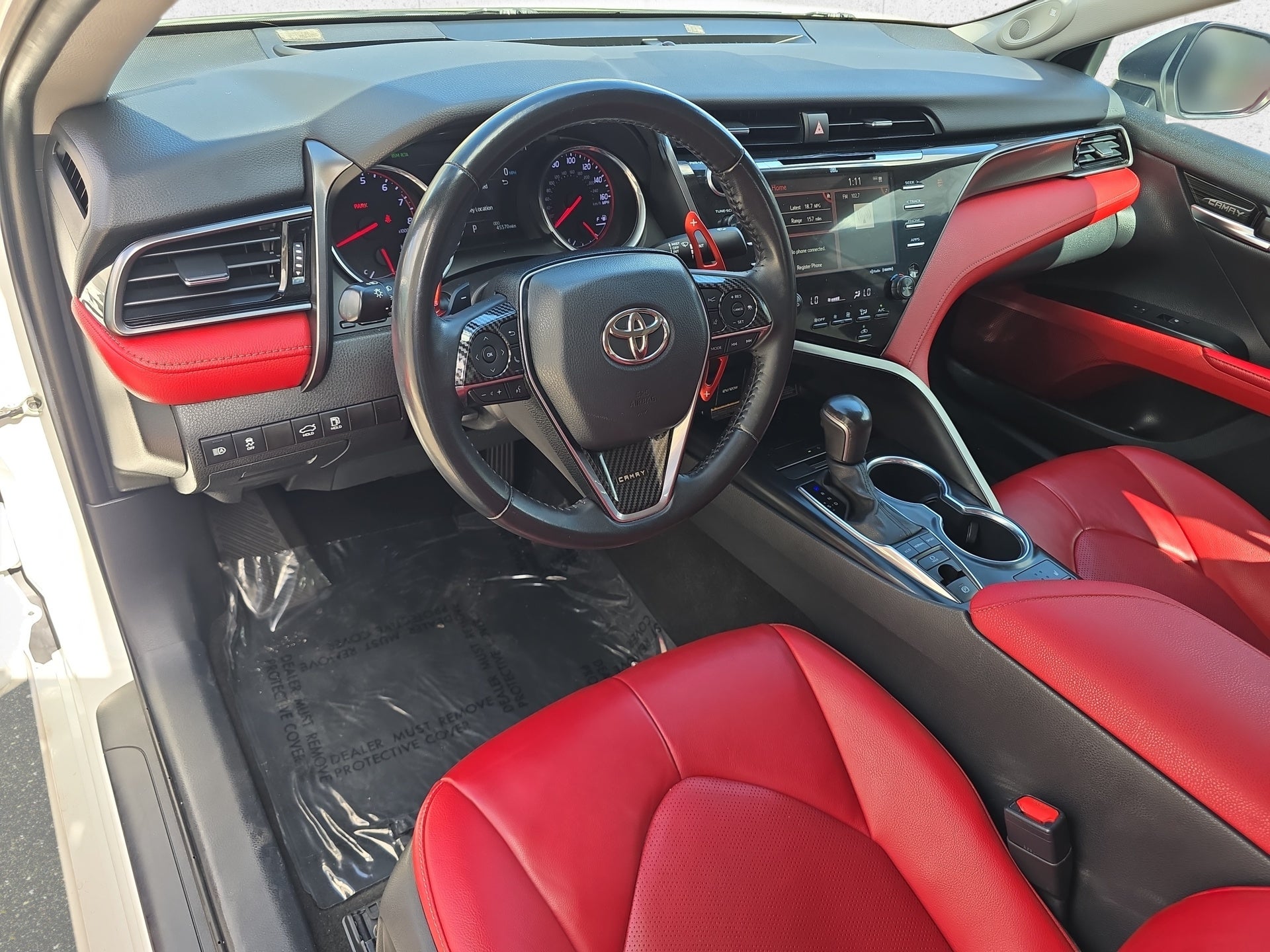 2020 Toyota Camry XSE - Photo 10