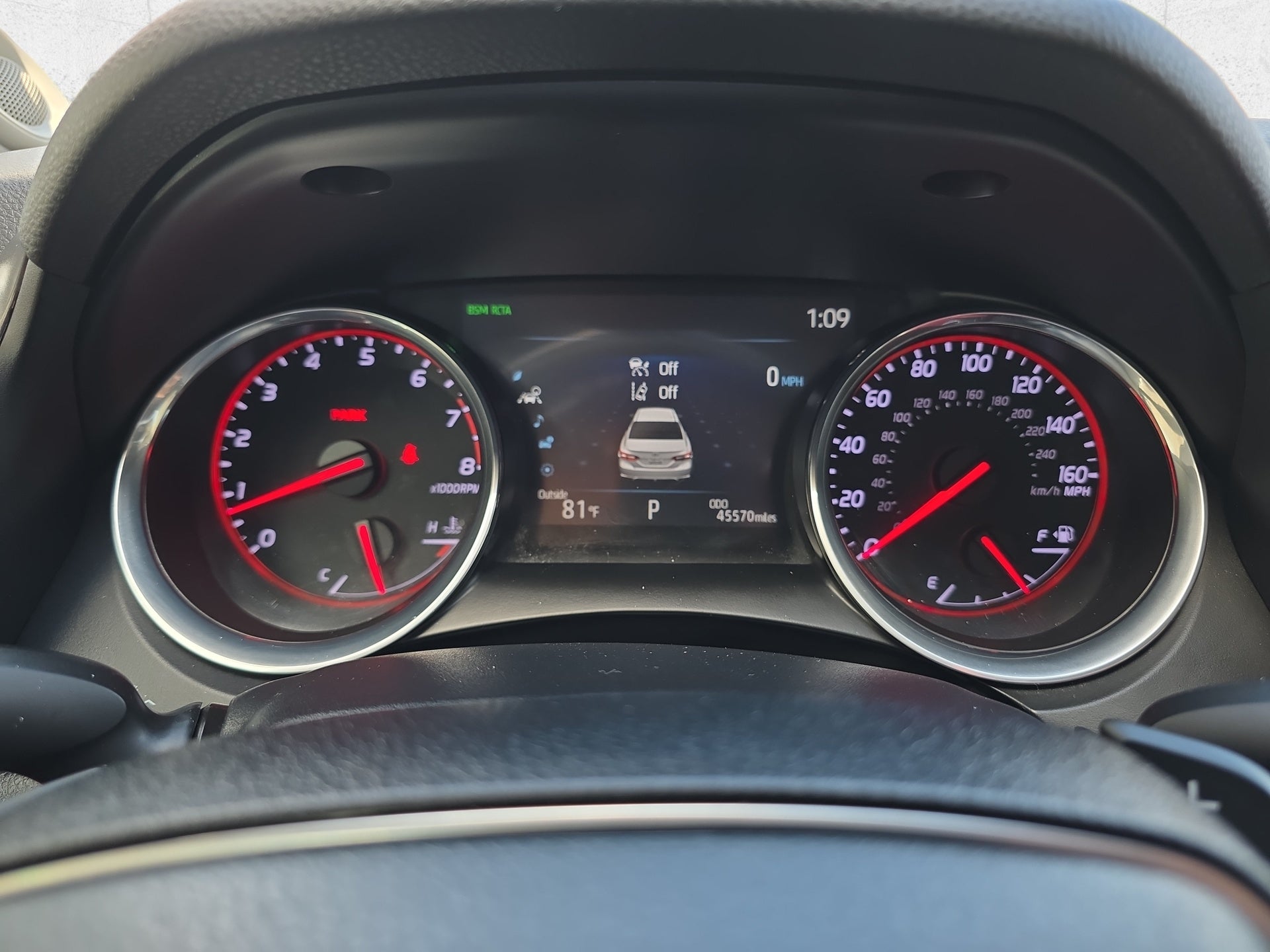 2020 Toyota Camry XSE - Photo 12