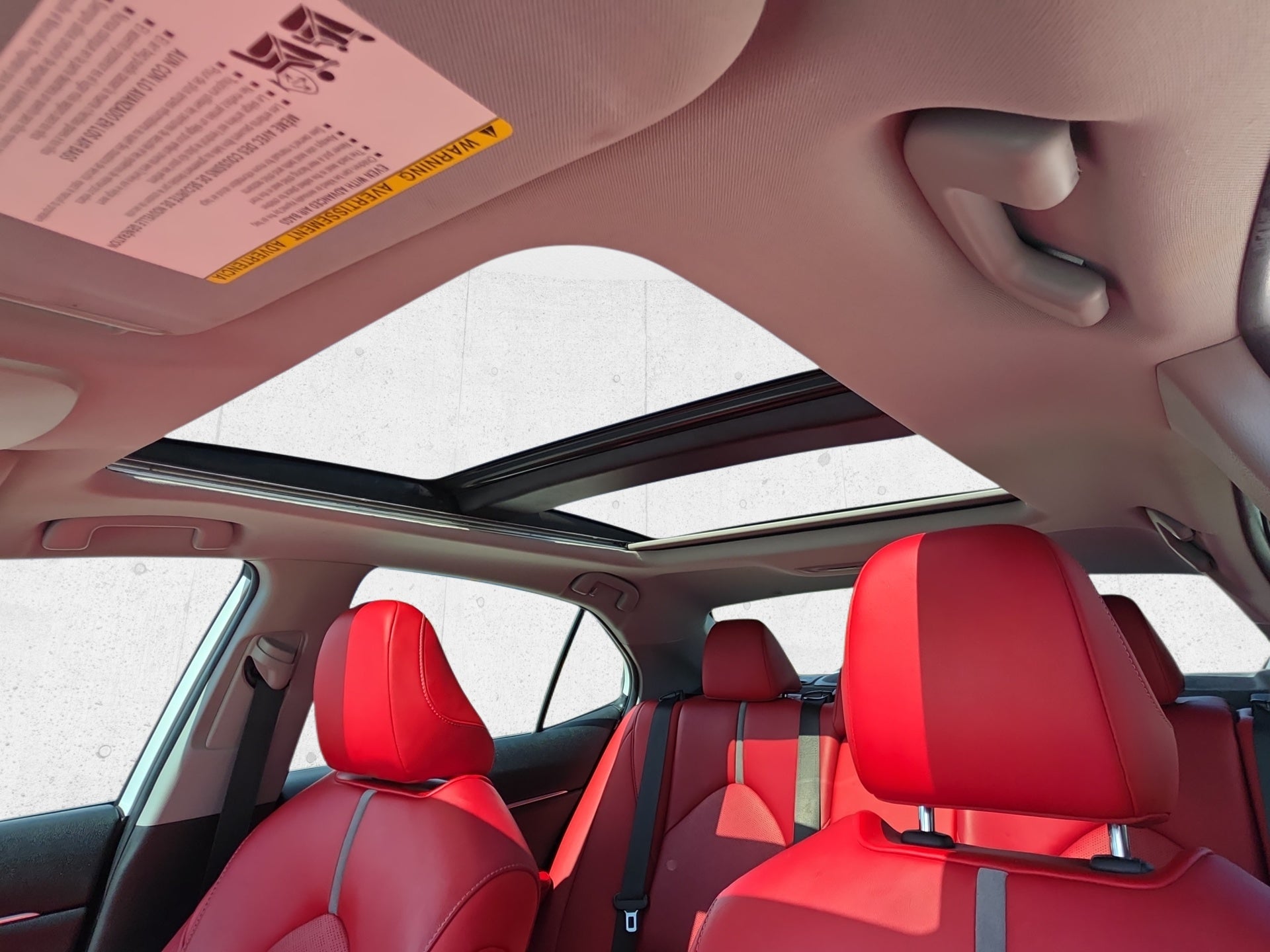 2020 Toyota Camry XSE - Photo 18