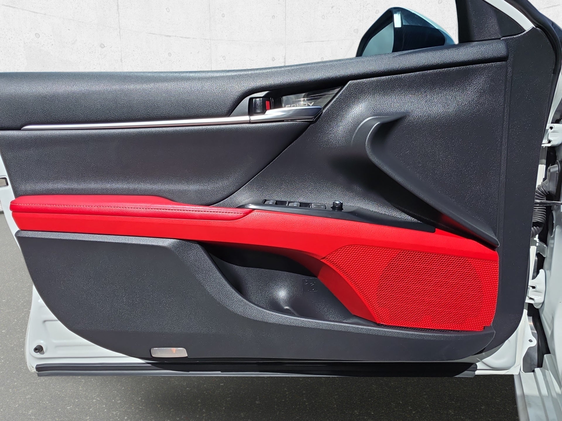 2020 Toyota Camry XSE - Photo 22