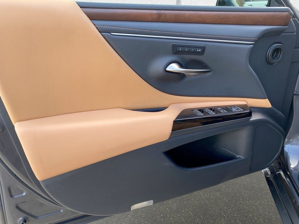2024 Lexus ES ES 300h