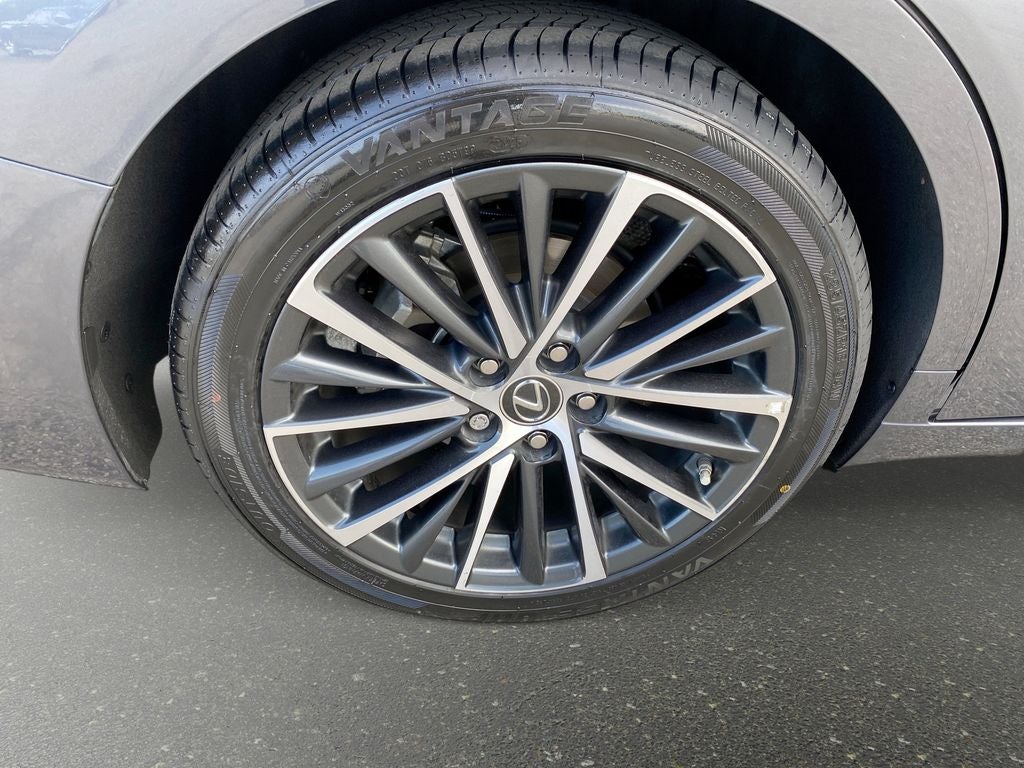 2024 Lexus ES ES 300h