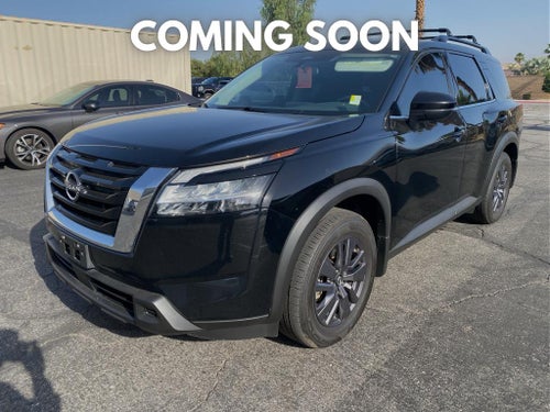 2022 Nissan Pathfinder SV