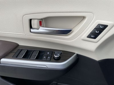 2022 Toyota Sienna Platinum