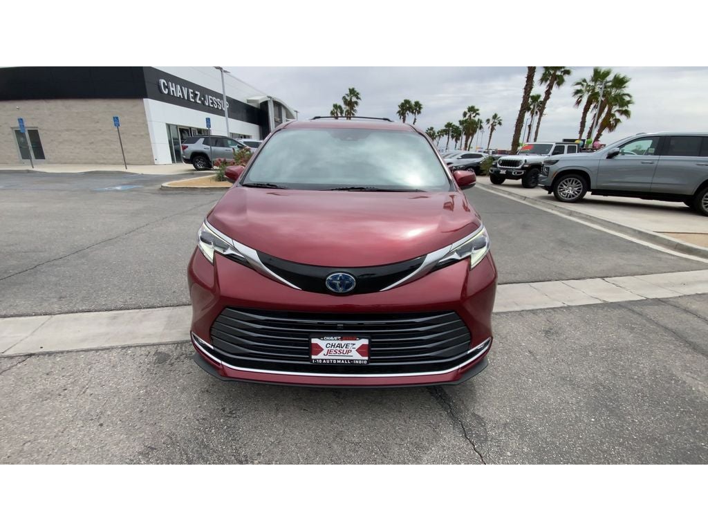 2022 Toyota Sienna Platinum