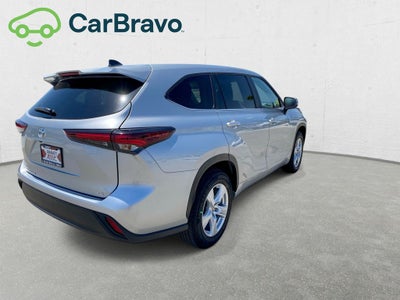 2025 Toyota Highlander LE