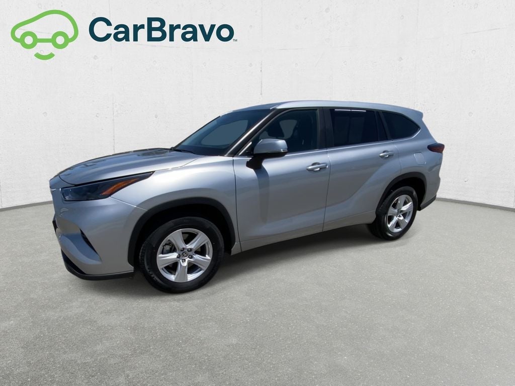 2025 Toyota Highlander LE