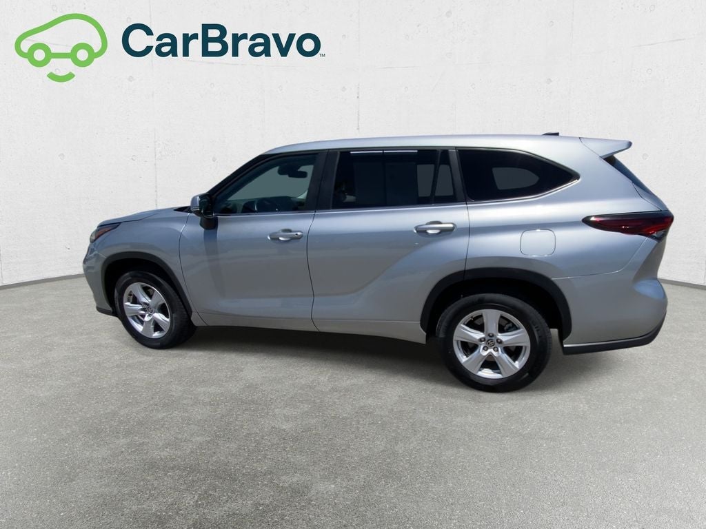 2025 Toyota Highlander LE