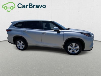 2025 Toyota Highlander LE