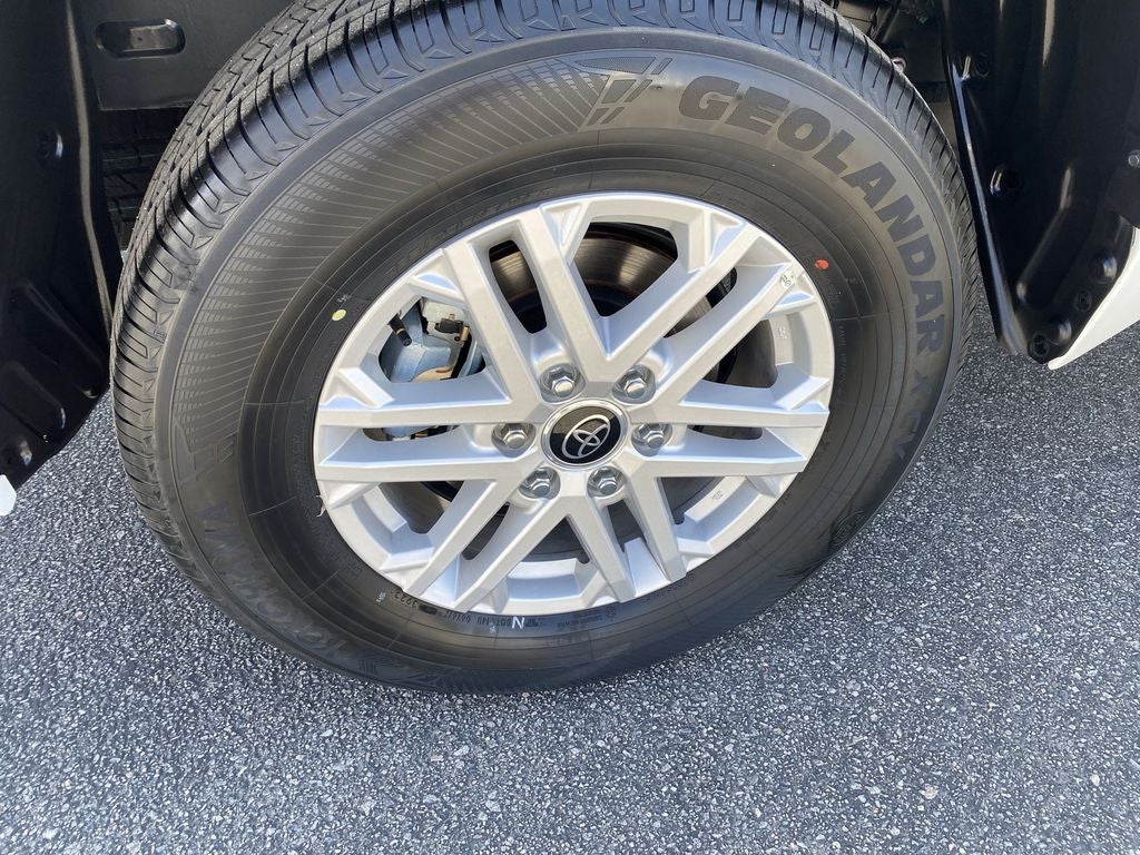 2024 Toyota Tundra 2WD SR5
