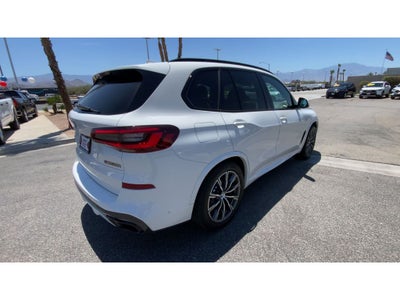 2023 BMW X5 M50i