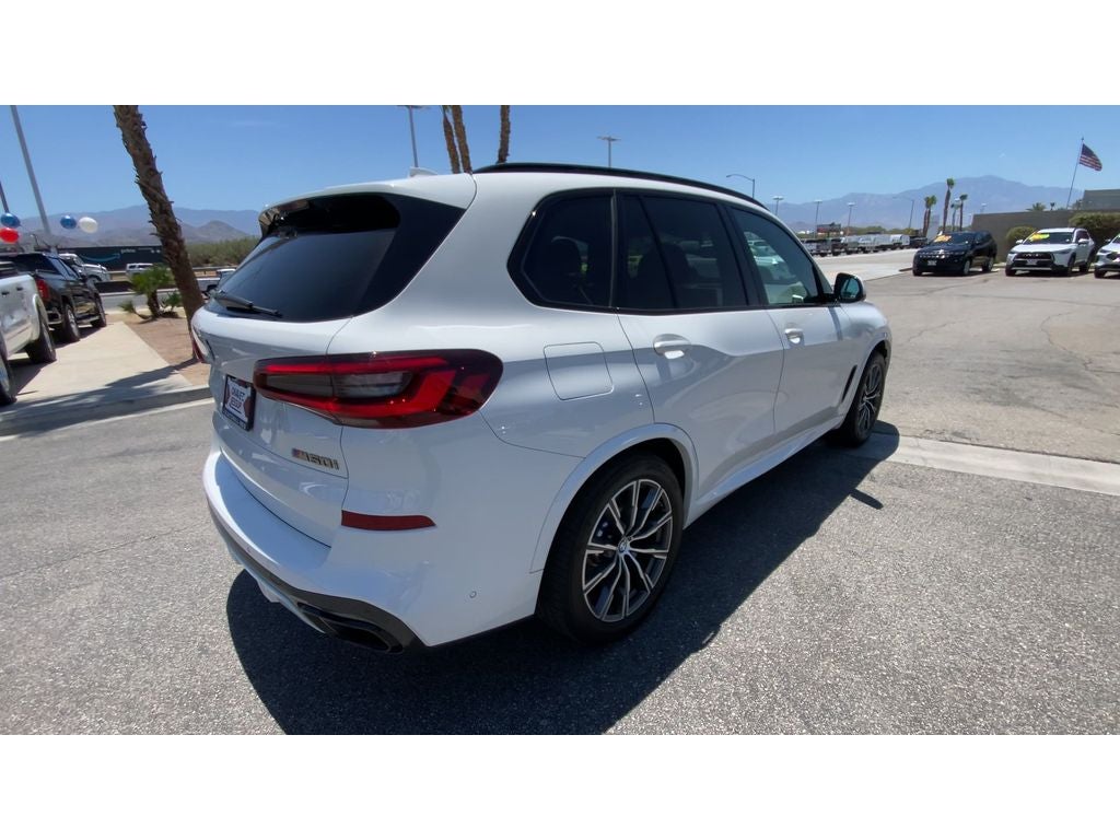 2023 BMW X5 M50i