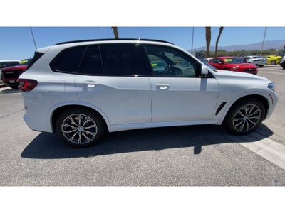 2023 BMW X5 M50i