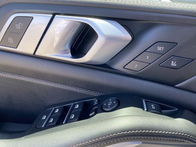 2023 BMW X5 M50i