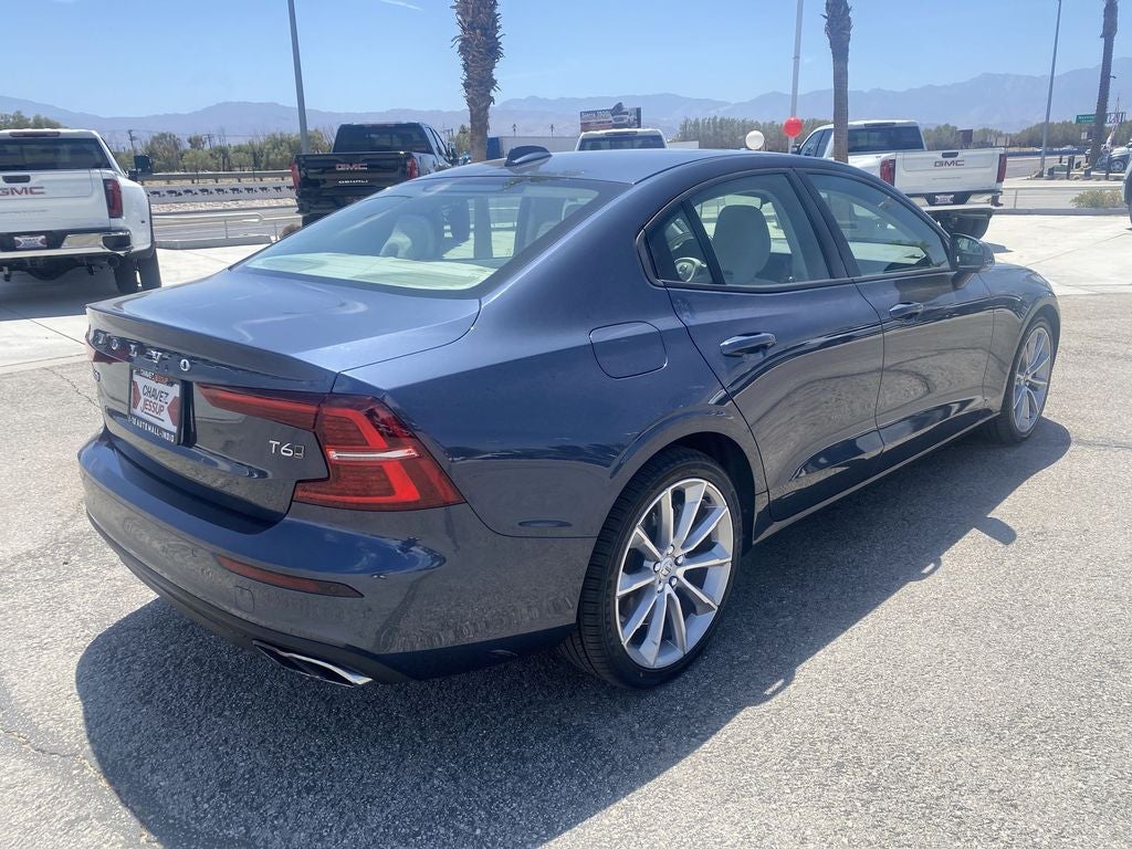 2021 Volvo S60 Momentum