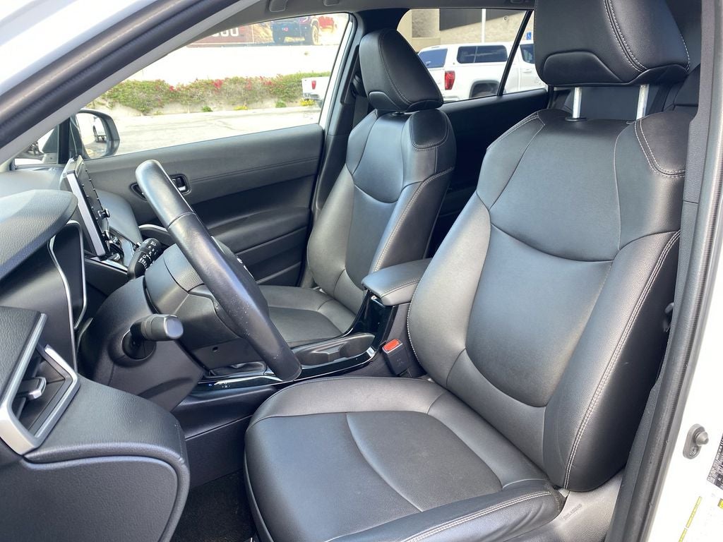 2022 Toyota Corolla Cross XLE