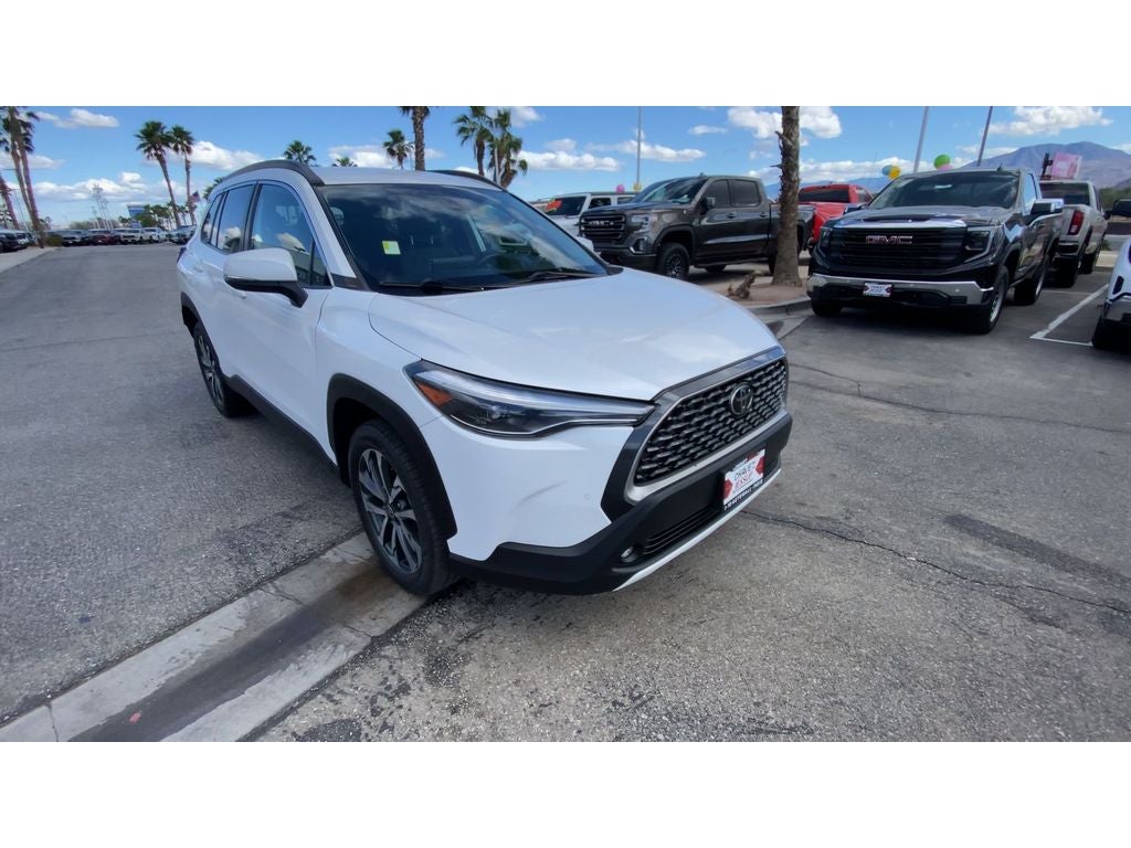 2022 Toyota Corolla Cross XLE