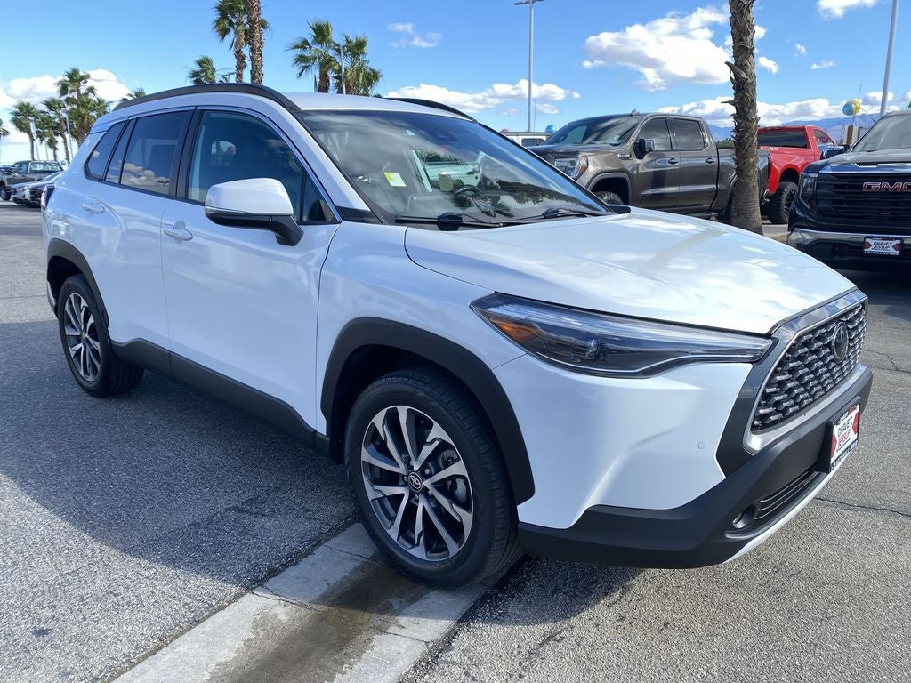 2022 Toyota Corolla Cross XLE