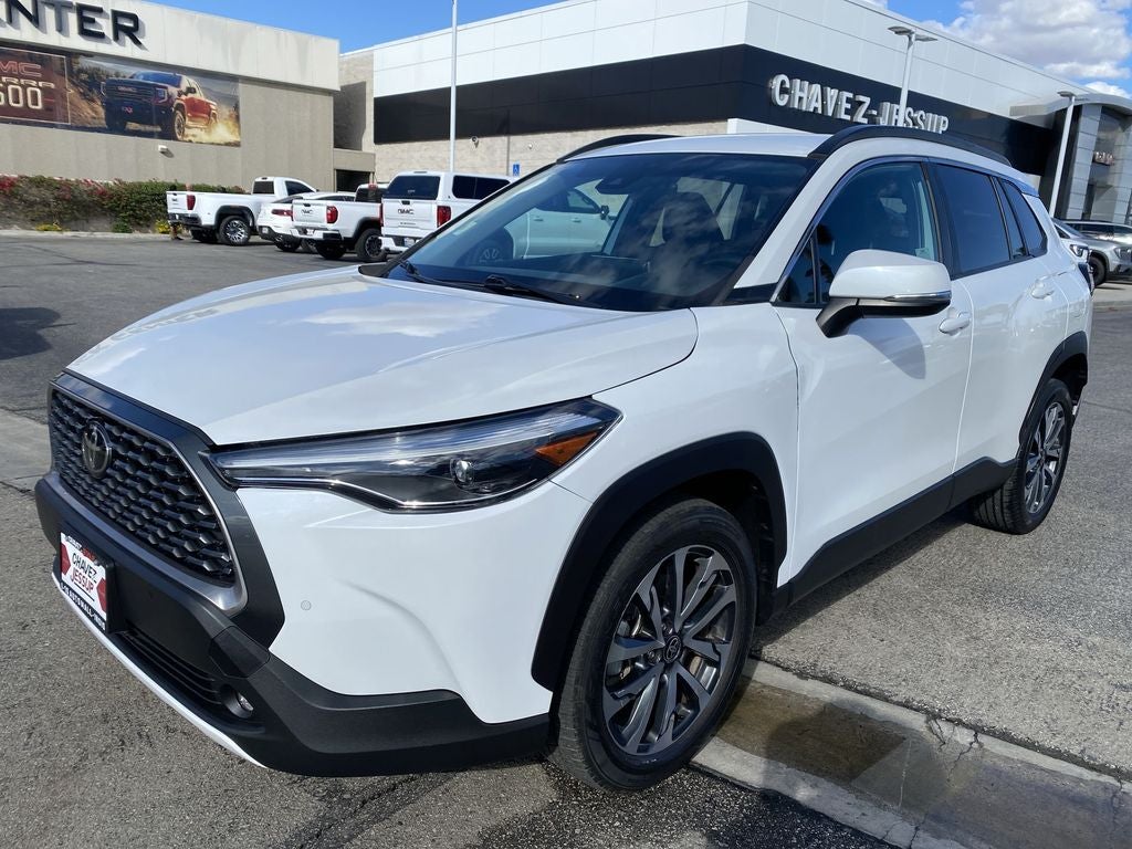 2022 Toyota Corolla Cross XLE